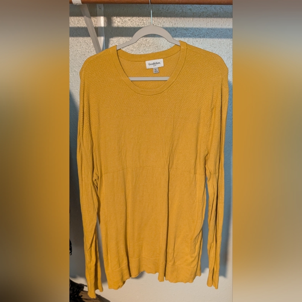 Goodfellow & Co Yellow Crewneck Sweater